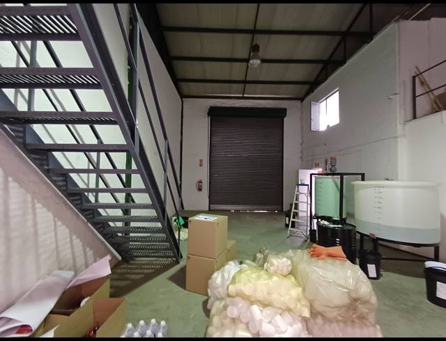 225M² MINI FACTORY TO LET IN KYA SANDS